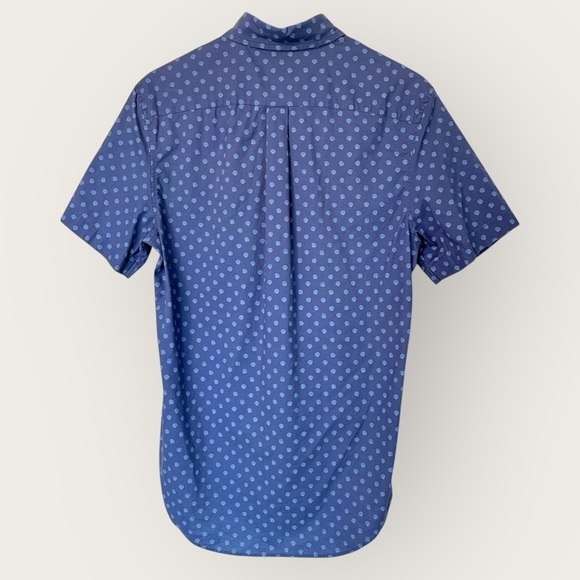 Vineyard Vines Blue Classic Fit Murray Short Sleeve Button Down Shirt XS - Picture 2 of 4